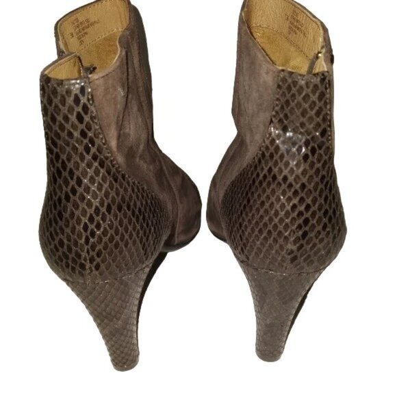 Sofft Brown Suede Booties - Picture 3 of 5
